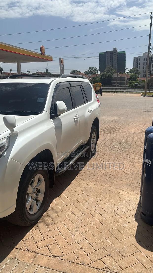 Toyota Land Cruiser Prado 2.8 D-4D 2016 Pearl