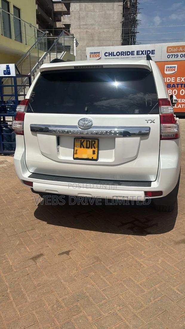 Toyota Land Cruiser Prado 2.8 D-4D 2016 Pearl