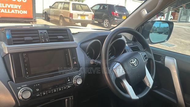 Toyota Land Cruiser Prado 2.8 D-4D 2016 Pearl