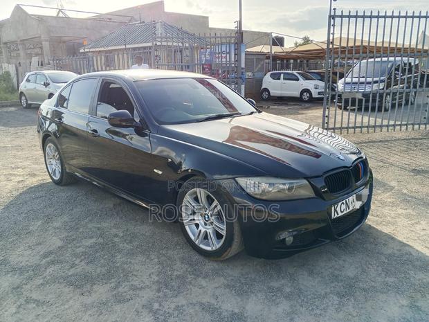 BMW 320i 2010 Black