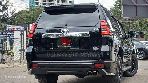 Toyota Land Cruiser Prado 2.8 2021 Black