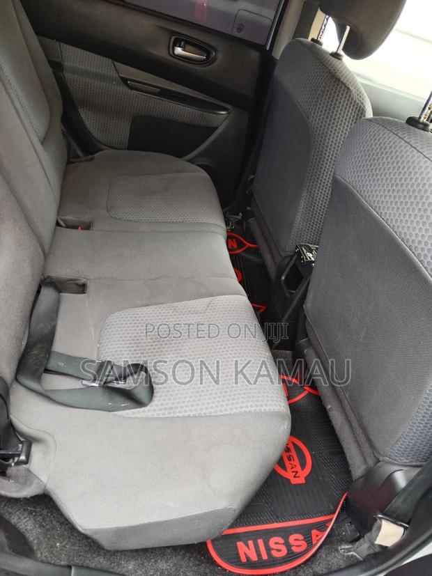 Nissan Wingroad 2010 Silver