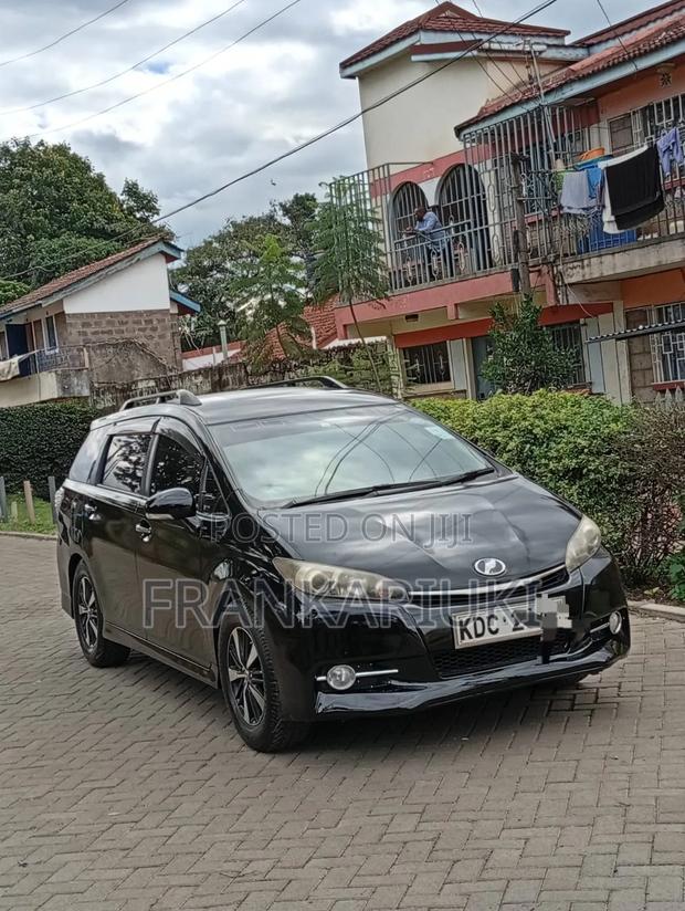 Toyota Wish 2014 Black