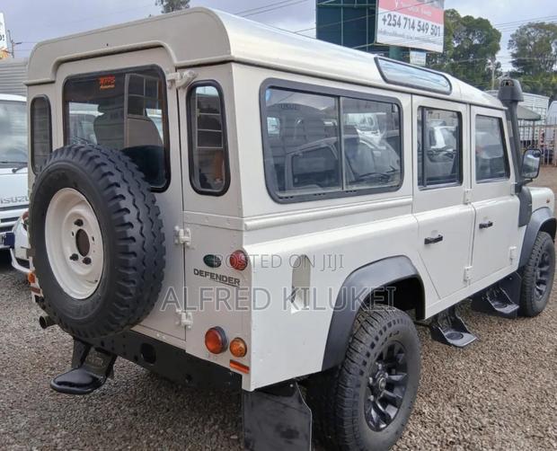 Land Rover Defender 2013 White