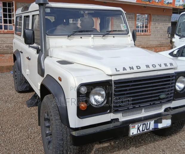 Land Rover Defender 2013 White