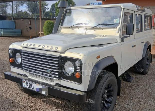 Land Rover Defender 2013 White
