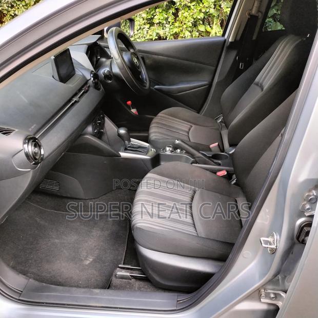 Mazda 2 2020 Silver