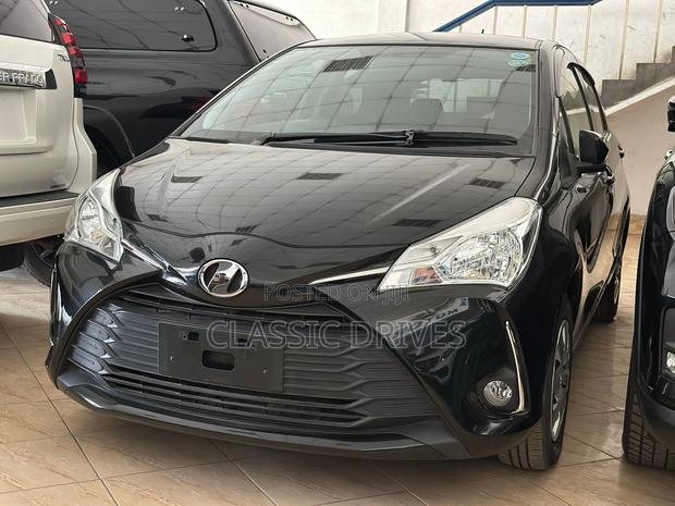 Toyota Vitz 2019 Black