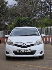 Toyota Vitz 2014 White for sale