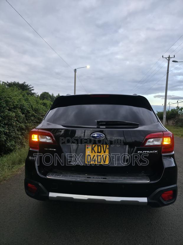Subaru Outback 2018 Black