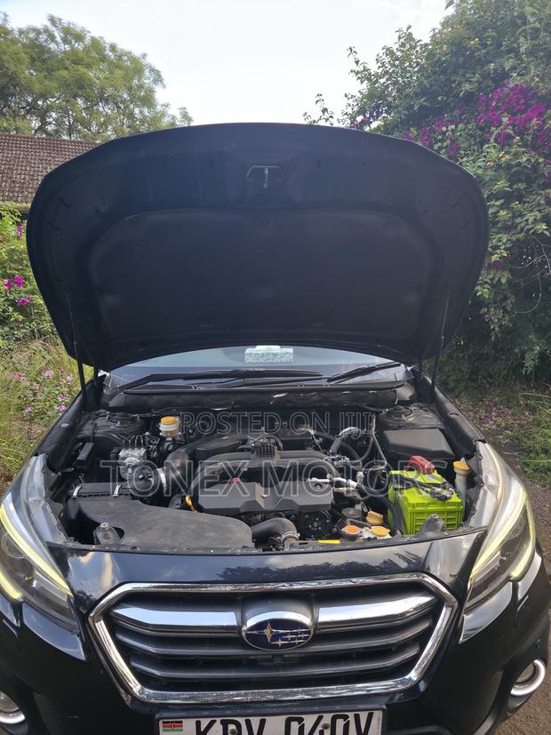 Subaru Outback 2018 Black