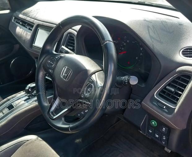 Honda Vezel 1.5 Hybrid 2WD 2019 Matt Black