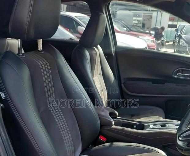 Honda Vezel 1.5 Hybrid 2WD 2019 Matt Black