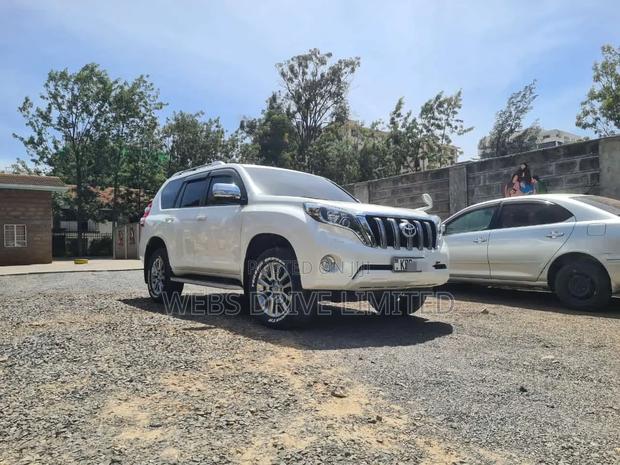Toyota Land Cruiser Prado 2.7 2017 White