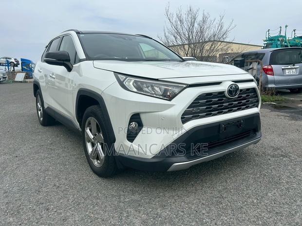 Toyota RAV4 2019 White