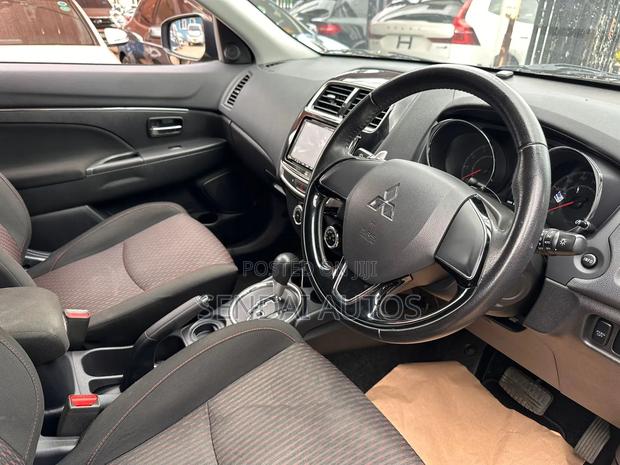 Mitsubishi RVR 2018 Black