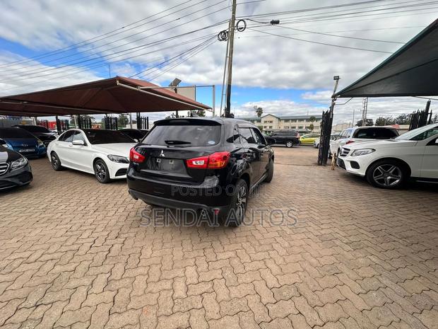 Mitsubishi RVR 2018 Black