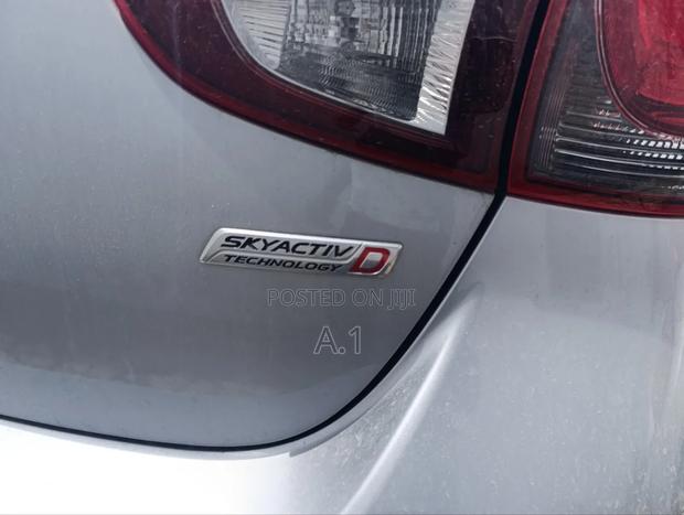 Mazda Demio 2018 Silver