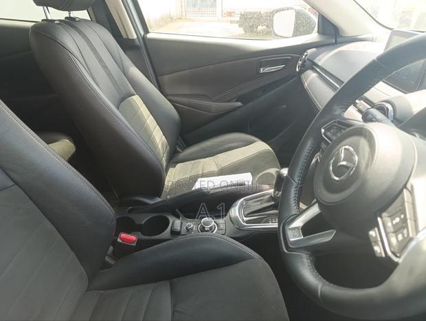 Mazda Demio 2018 Silver
