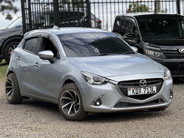 Mazda Demio 2019 Silver