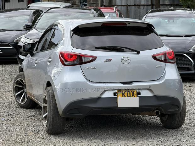 Mazda Demio 2019 Silver