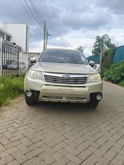 Subaru Forester 2010 Gold for sale