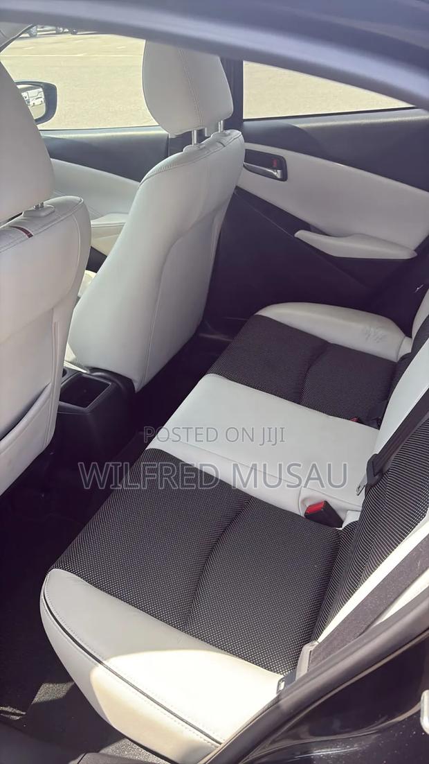 Mazda Demio 2019 Gray