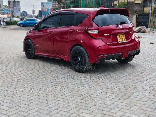 Nissan Note 1.2 Hybrid NISMO 2018 Red