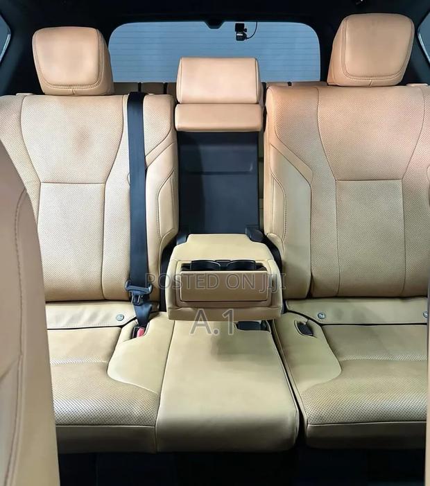 Lexus LX 600 2022 White