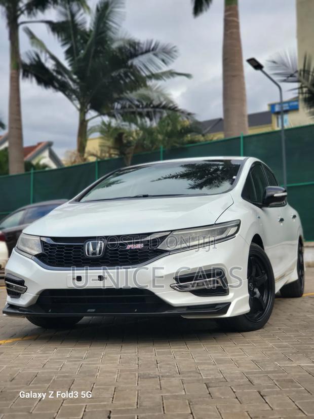 Honda Jade 1.5 Hybrid 2019 White