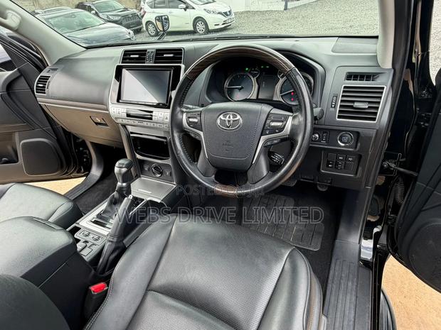 Toyota Land Cruiser Prado 2.7 2019 Black