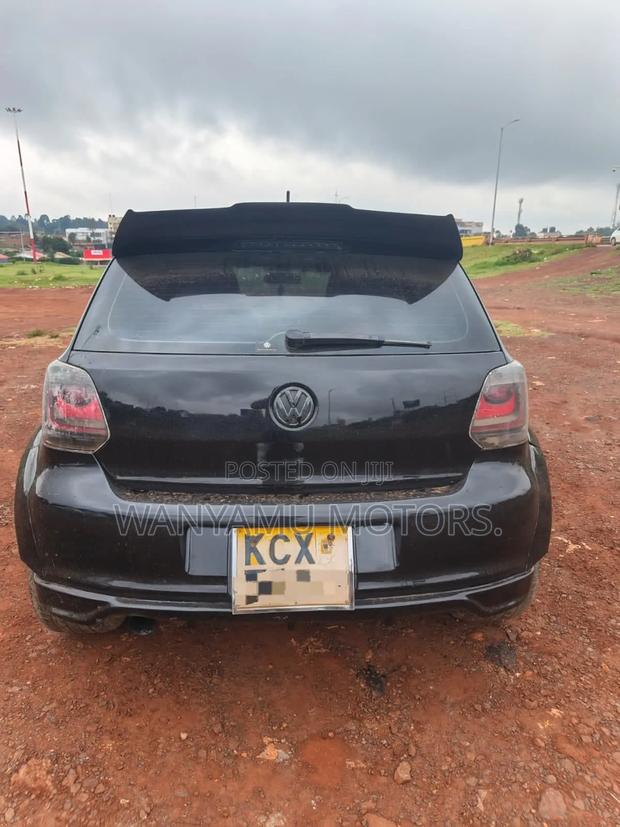 Volkswagen Polo 2012 Black