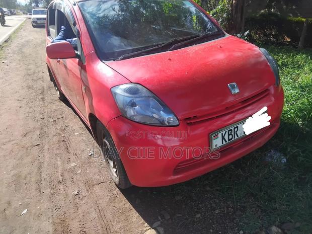 Toyota Passo 2007 Red