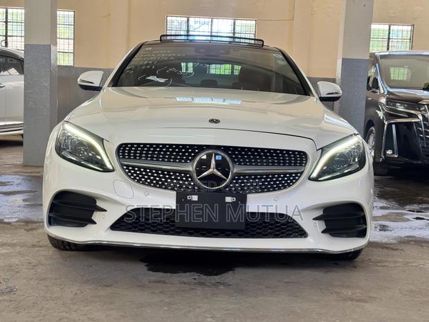 Mercedes-Benz C200 2020 White