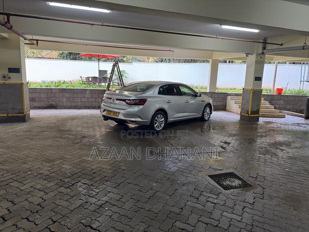 Renault Megane 2017 Silver
