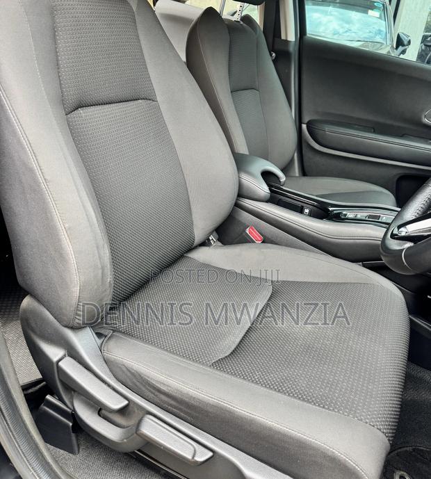 Honda Vezel 2018 Black