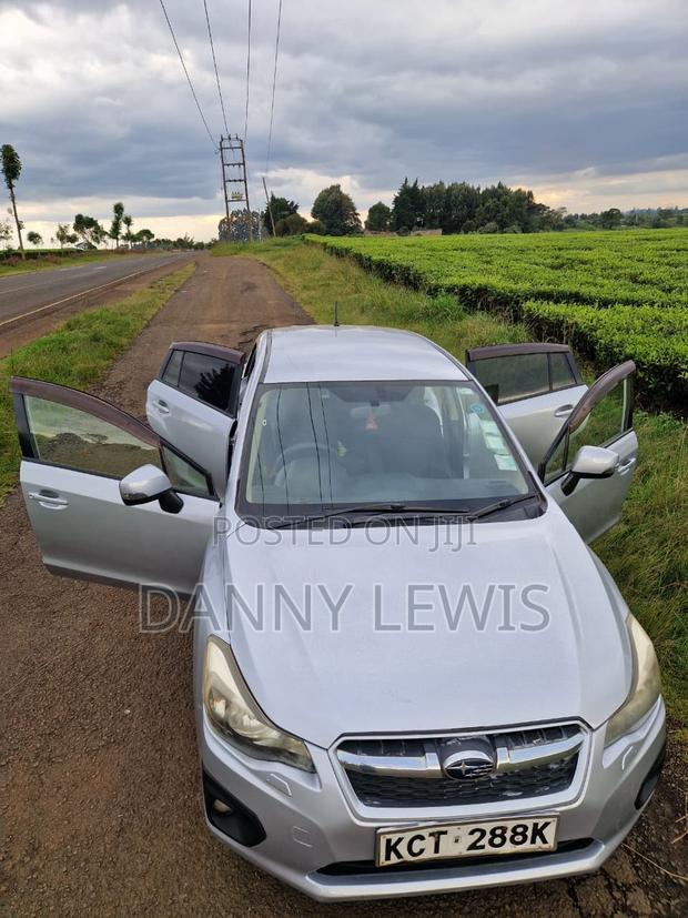 Subaru Impreza 2.0i Hatchback CVT 2012 Silver