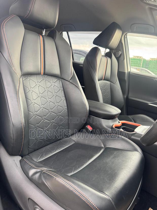 Toyota RAV4 Adventure 2019 Gray