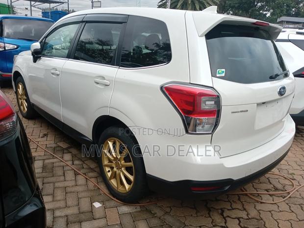 Subaru Forester 2018 White