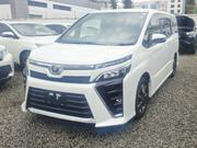 Toyota Voxy 2019 White for sale
