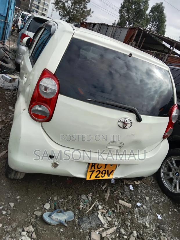 Toyota Passo 2012 White