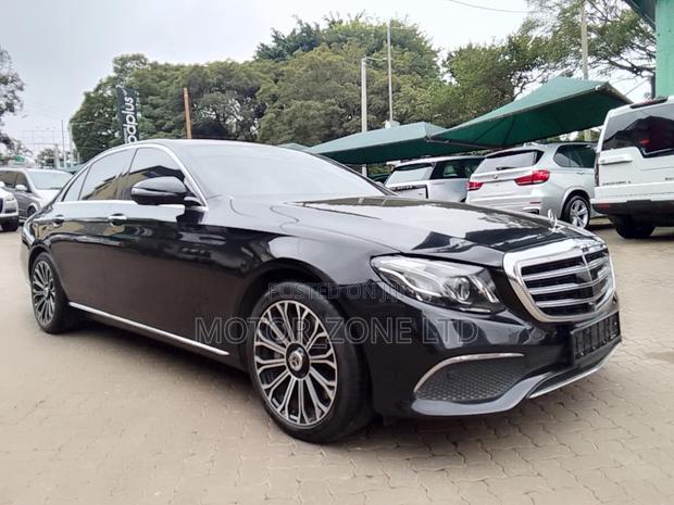 Mercedes-Benz E400 2017 Black
