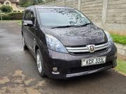 Toyota ISIS 2011 Burgundy for sale