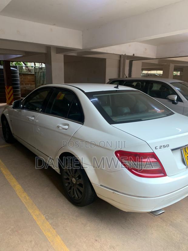 Mercedes-Benz C250 2008 White