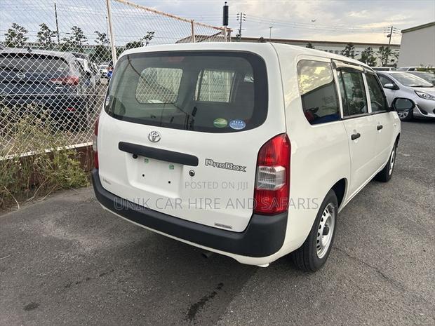 Toyota Probox 1.5 DX Comfort 2WD 2021 White