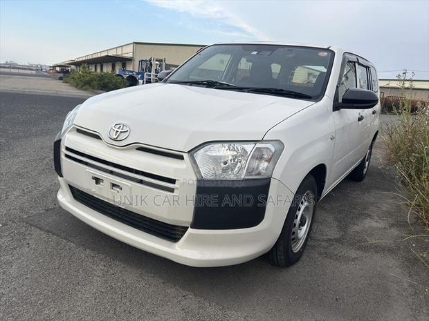 Toyota Probox 1.5 DX Comfort 2WD 2021 White