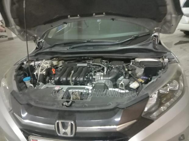 Honda Vezel 2016 Silver