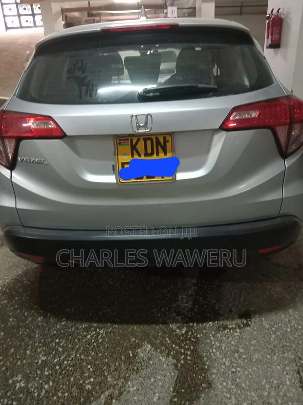 Honda Vezel 2016 Silver