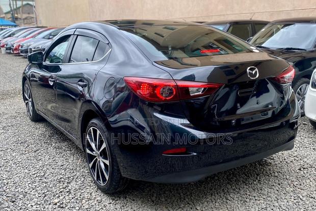 Mazda Axela 2018 Black