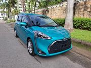 Toyota Sienta 1.5 Hybrid FWD 2019 Green for sale
